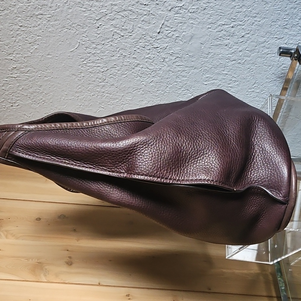 UGG Brown Leather Hobo Bag. - Picture 2 of 6